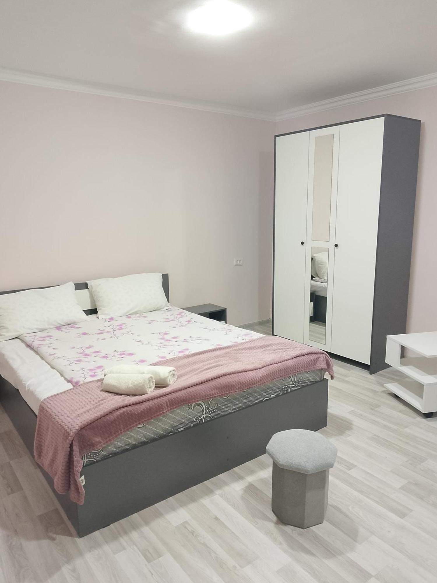 Lyucie Guest House Idzjevan Buitenkant foto